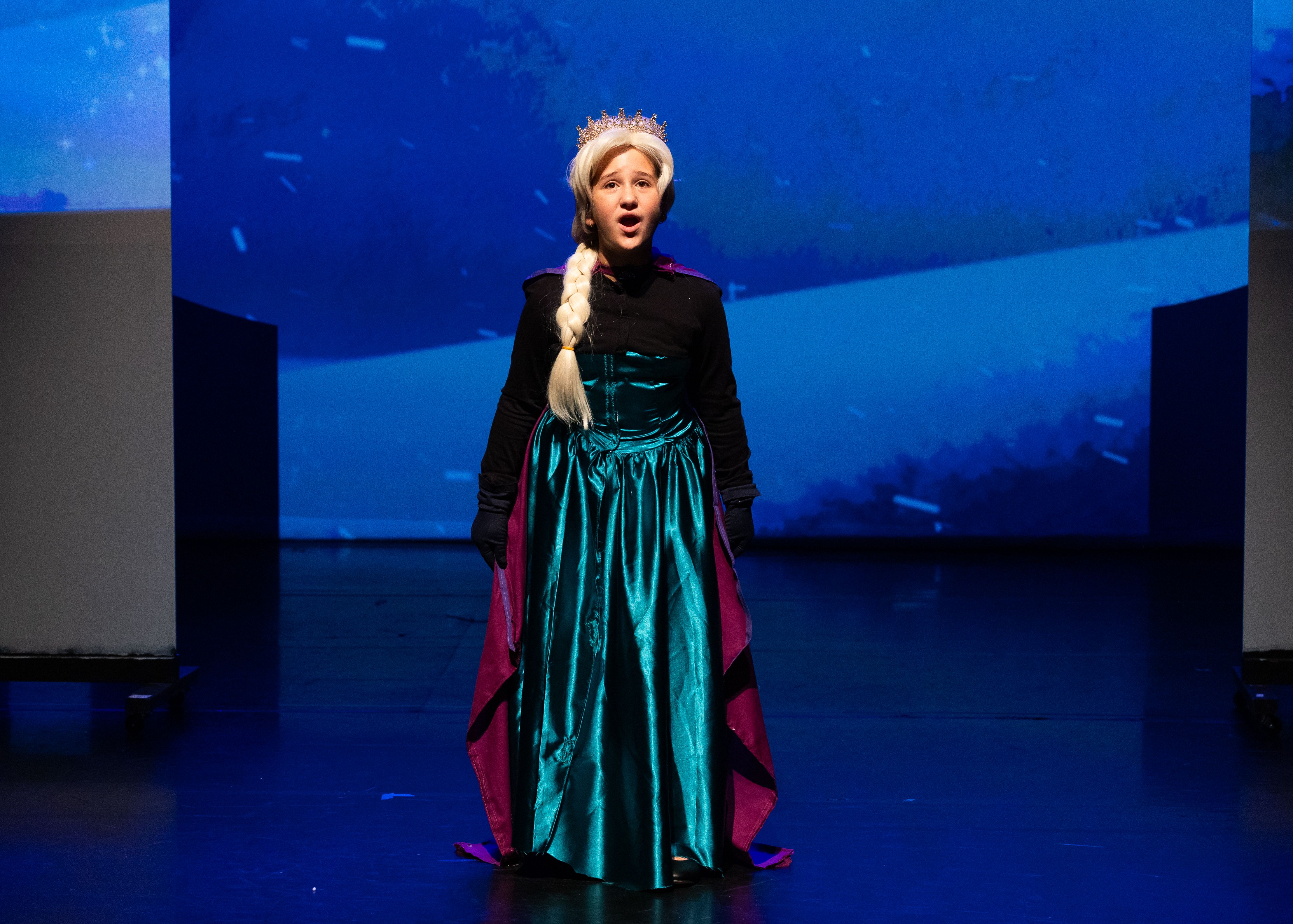 costume-frozenjr 10