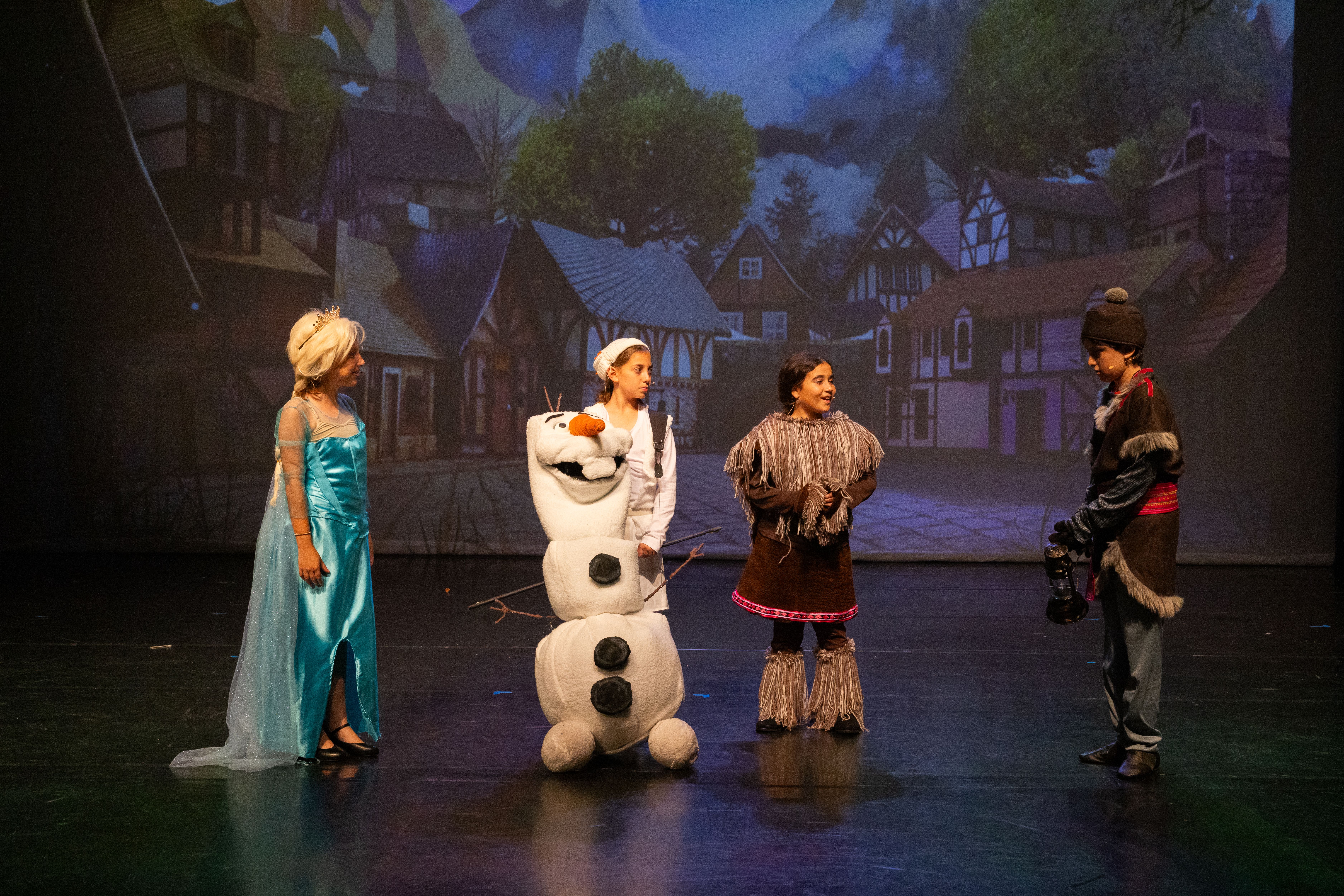 costume-frozenjr 21